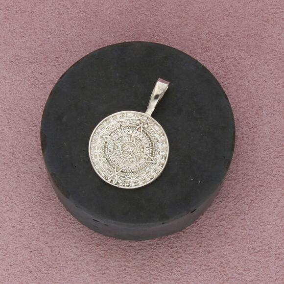 Sterling Jewelry - sterling silver vintage mexico aztec calendar pendant